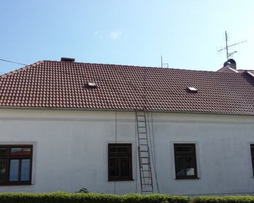 Natieranie strechy Pezinok