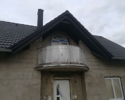 Natieranie strechy a podbitia Liptov