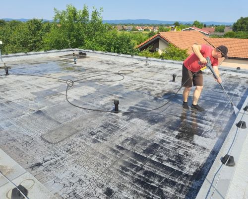 Náter lepenkovej strechy Senec