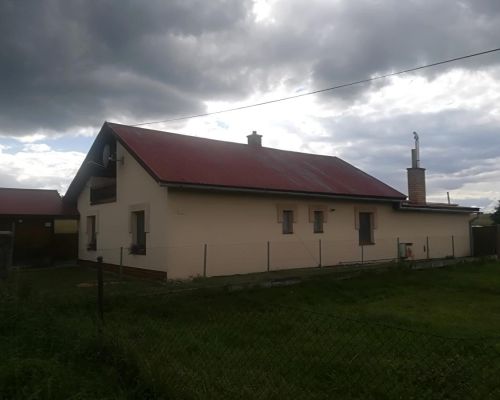 Natieranie strechy Turčianske Teplice (vlnkový plech)