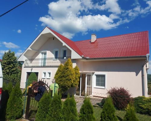 Natieranie strechy Zlaté Moravce