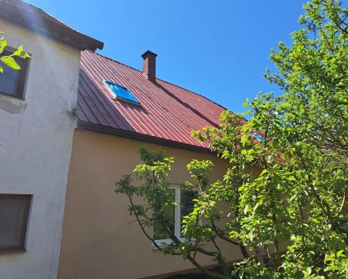 Natieranie strechy Lednické Rovné