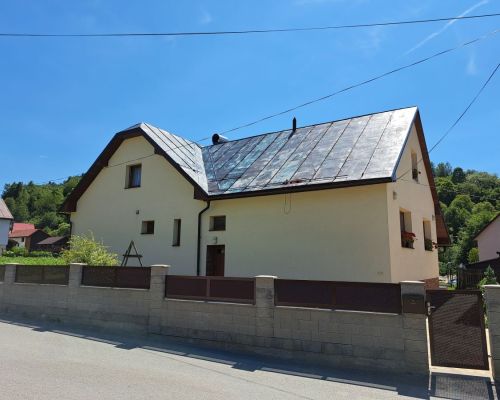 Natieranie strechy Oščadnica