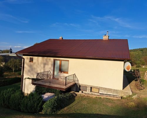Natieranie strechy v Prešove