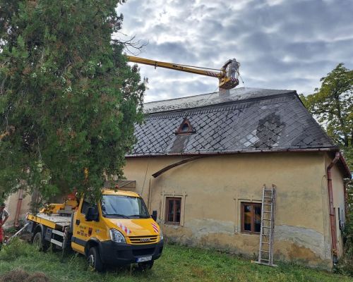 Natieranie strechy Veľký Krtíš