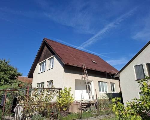 Renovácia eternitovej strechy v Bojniciach