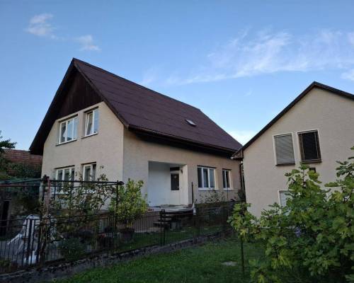Renovácia eternitovej strechy v Bojniciach